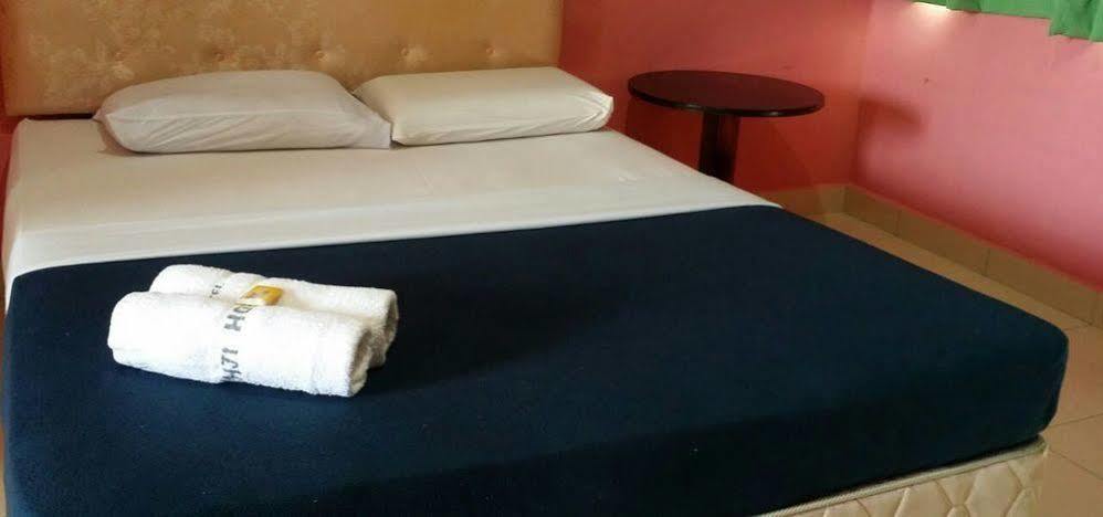 Hji Residensi Otel Kuah Dış mekan fotoğraf